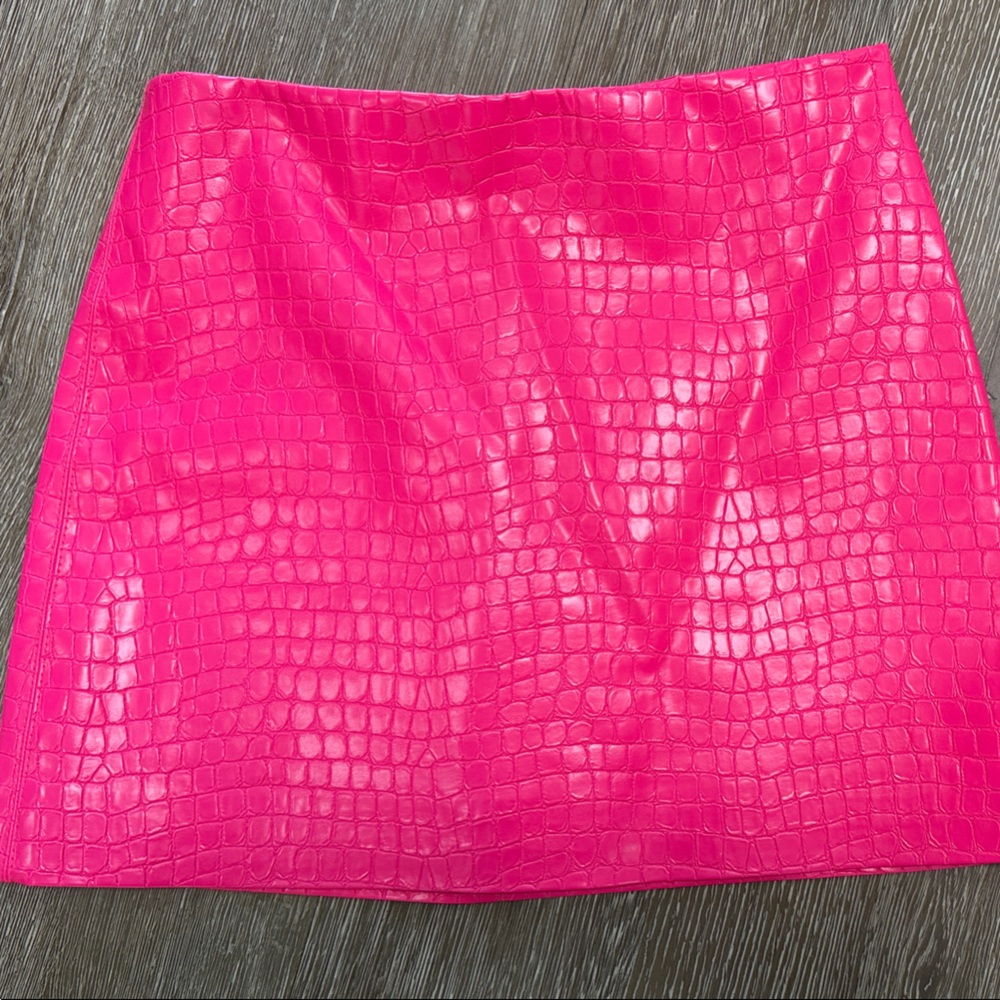Alice + Olivia Hot Pink Croc-Embossed Mini Skirt